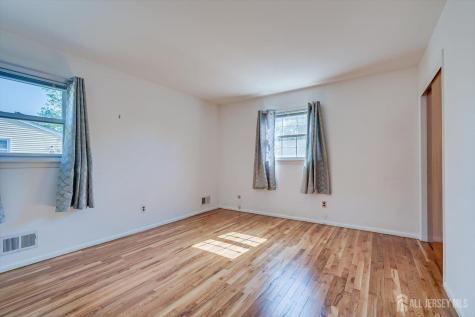 9 Annette Drive Edison NJ 08820