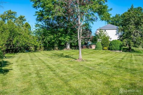 9 Annette Drive Edison NJ 08820