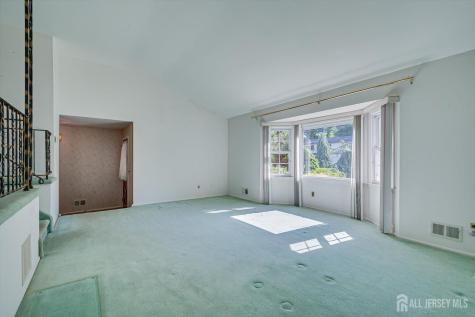 9 Annette Drive Edison NJ 08820