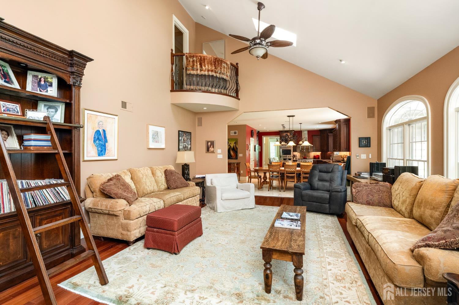 12 Mountain View Court Ewing NJ 08628