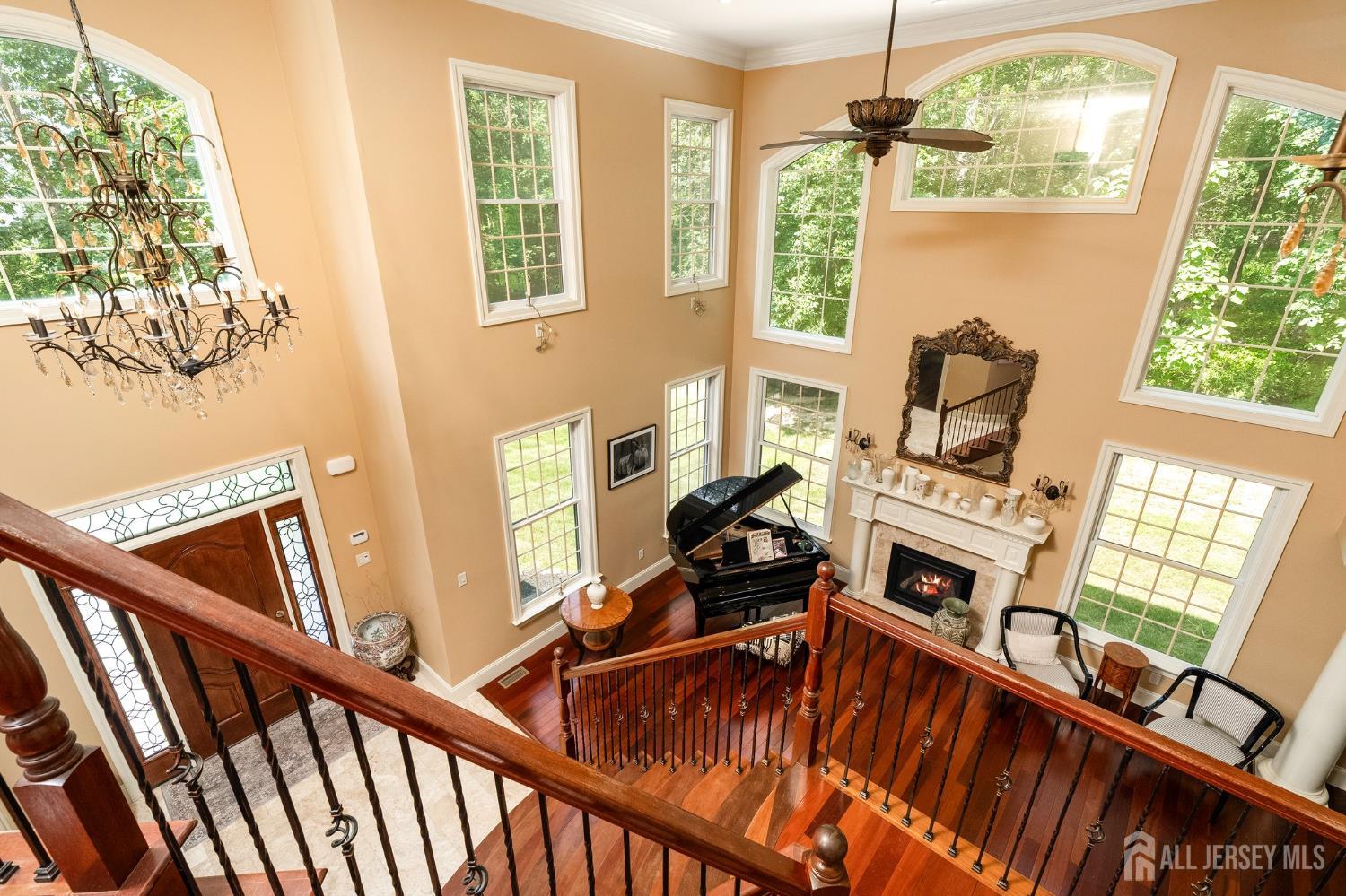 12 Mountain View Court Ewing NJ 08628