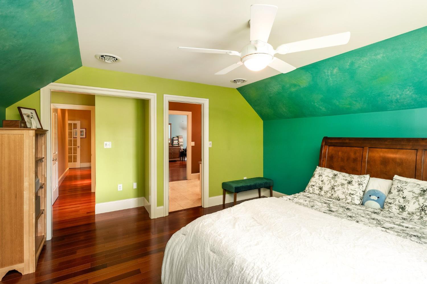 12 Mountain View Court Ewing NJ 08628
