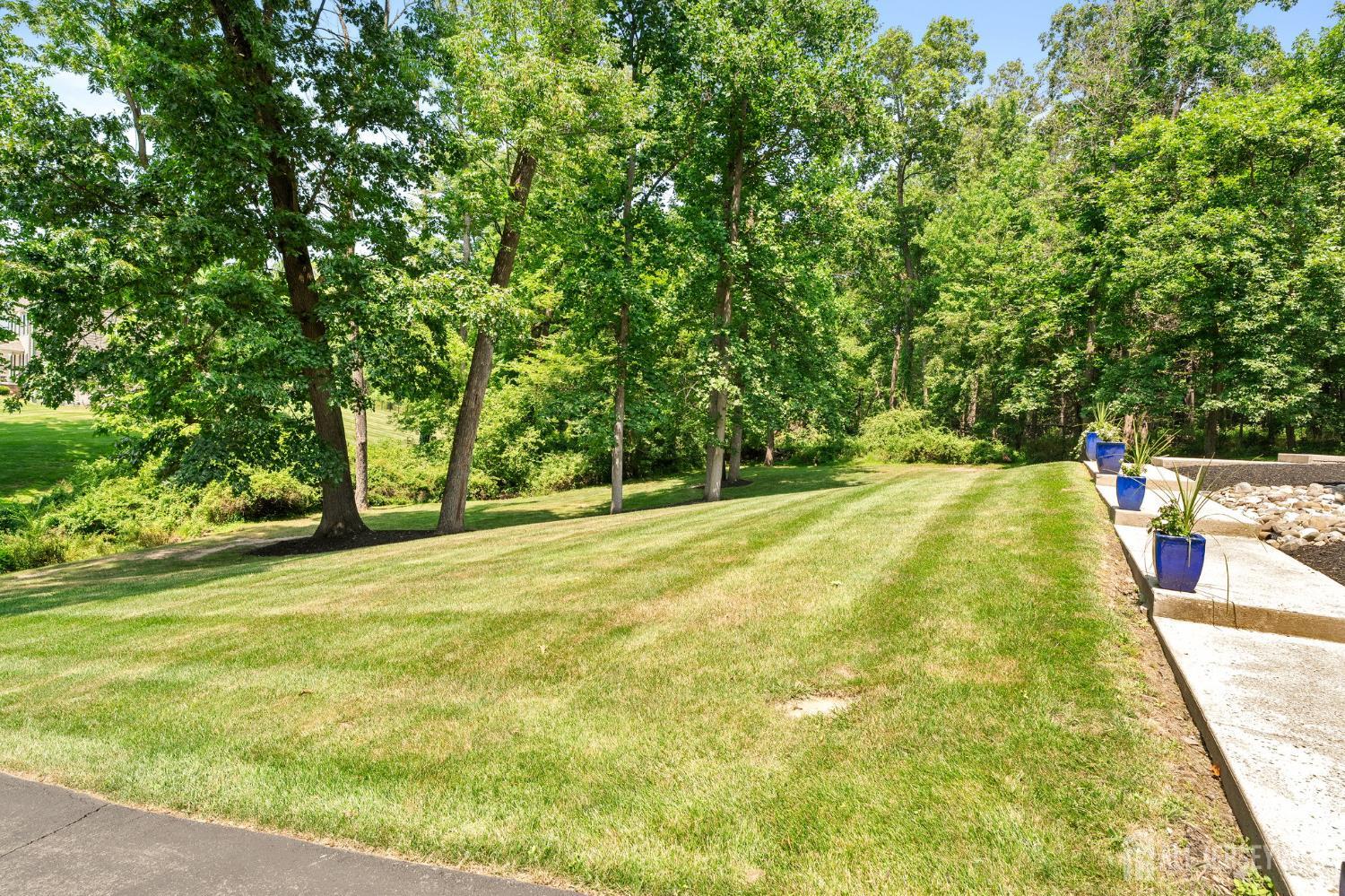 12 Mountain View Court Ewing NJ 08628
