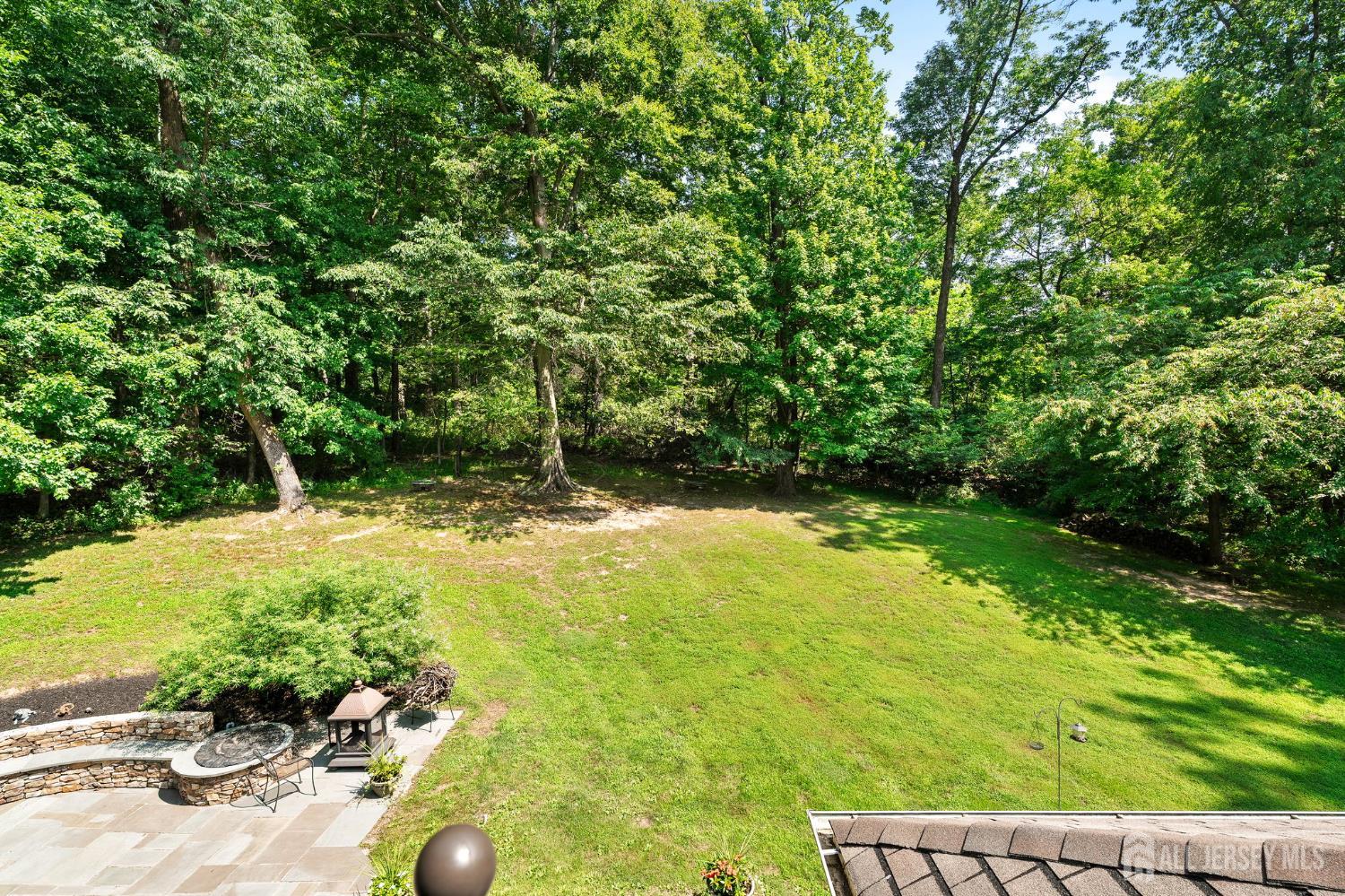 12 Mountain View Court Ewing NJ 08628