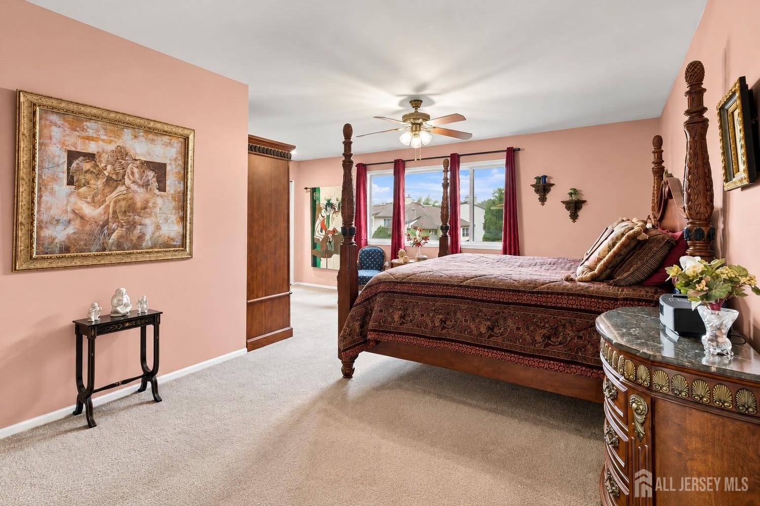18 Oxford Lane Middletown NJ 07748