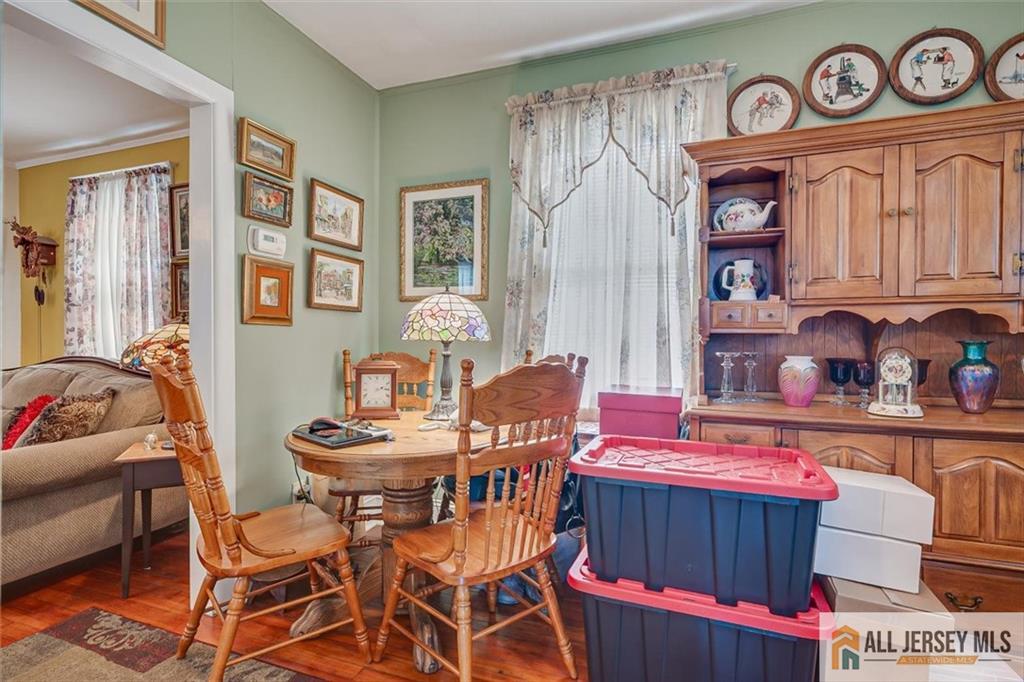4 S Springfield Avenue Springfield NJ 07081