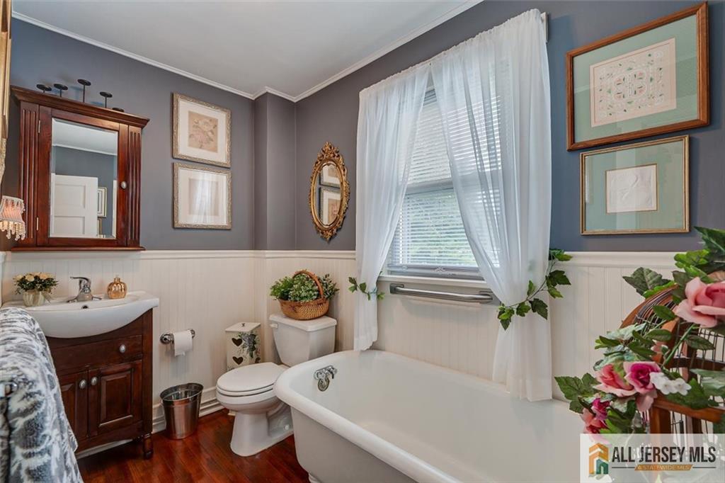 4 S Springfield Avenue Springfield NJ 07081