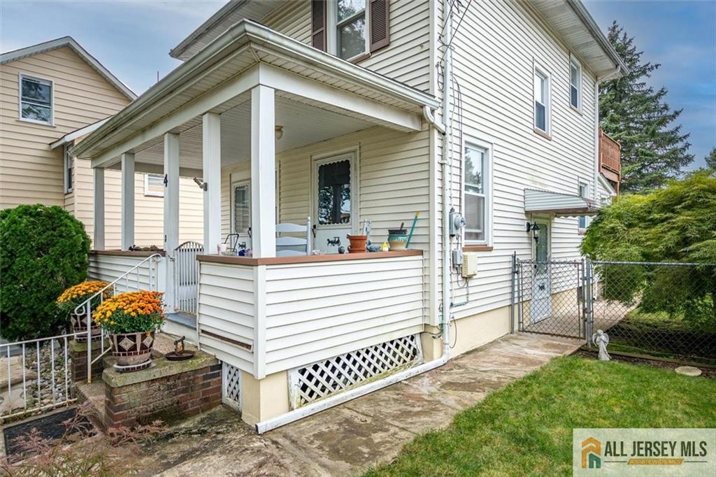 4 S Springfield Avenue Springfield NJ 07081