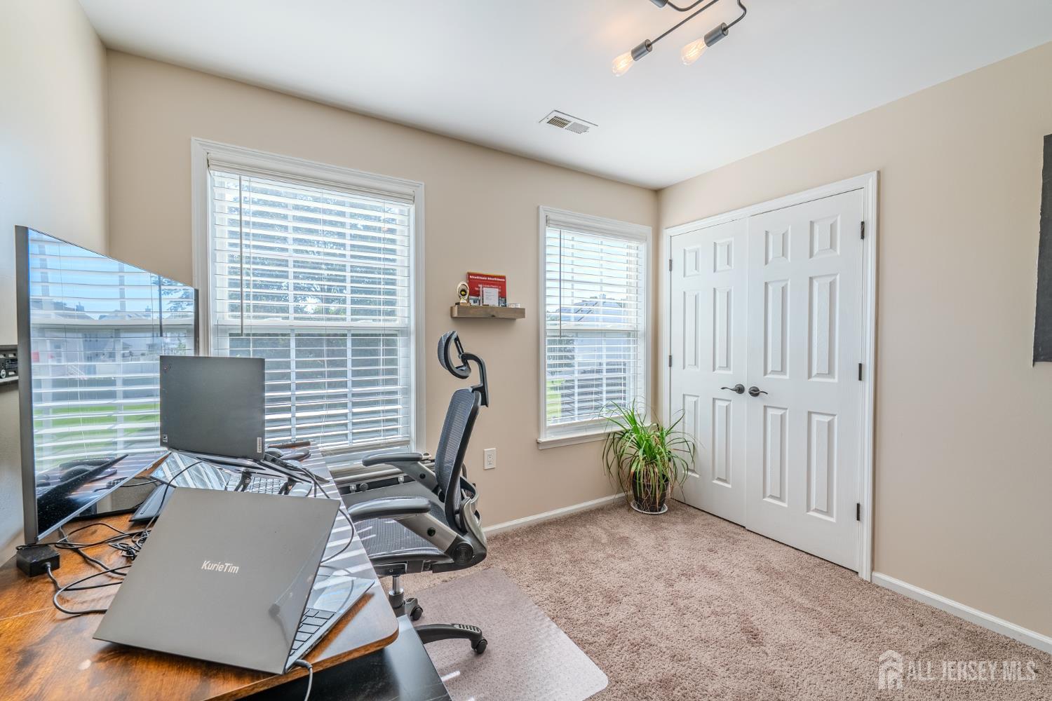 74 Carriage Drive Piscataway NJ 08854