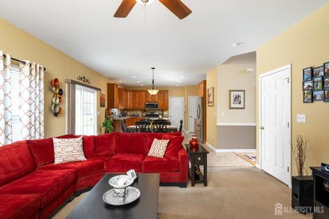 17 Dogwood Lane Hamilton NJ 08690