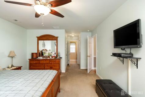 17 Dogwood Lane Hamilton NJ 08690