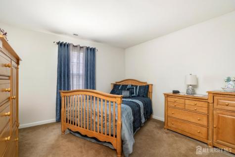 17 Dogwood Lane Hamilton NJ 08690