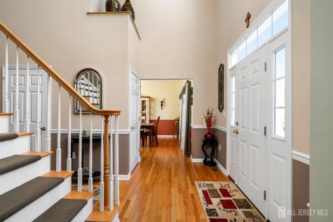 17 Dogwood Lane Hamilton NJ 08690