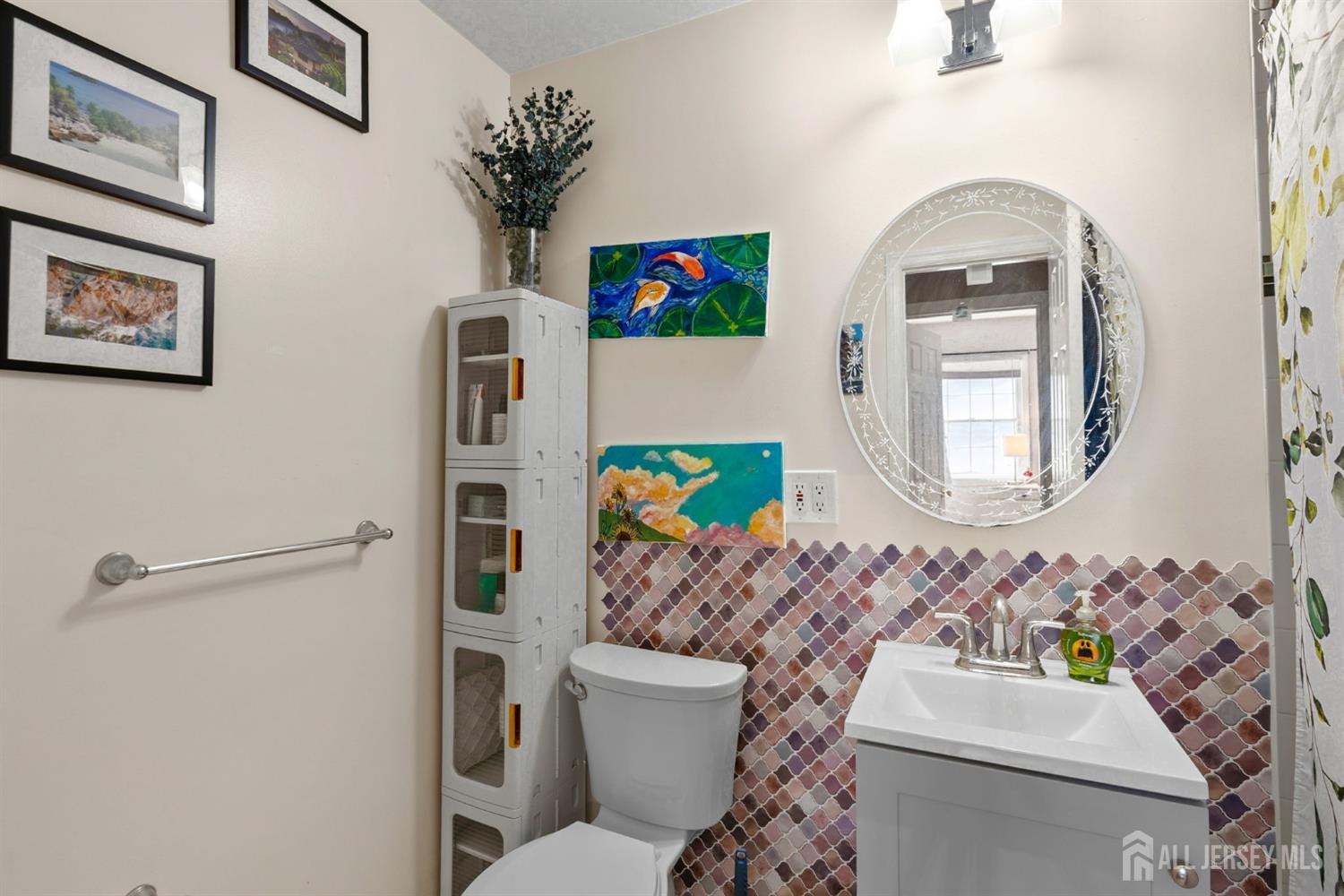 19 Stephenville Parkway Edison NJ 08820