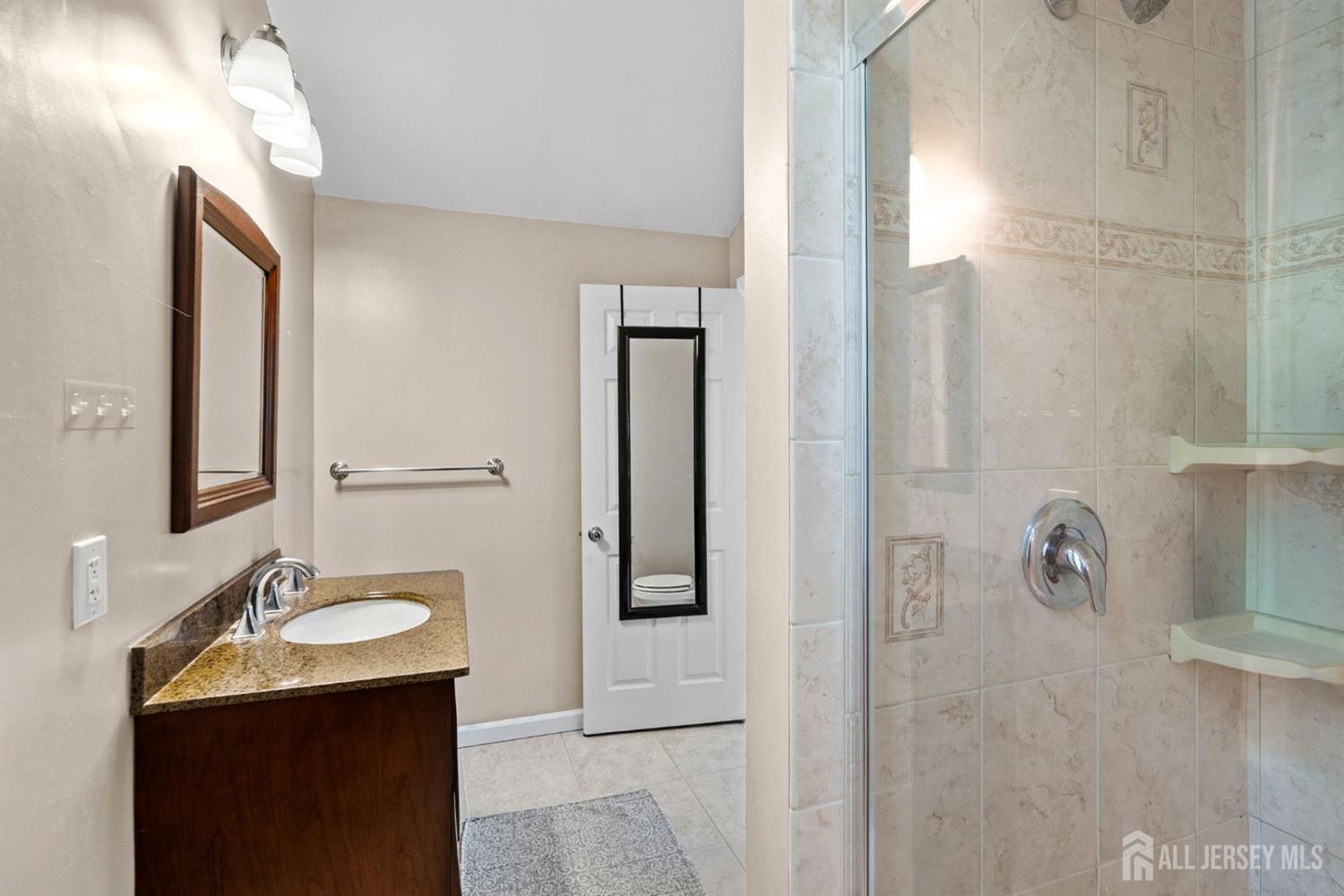 19 Stephenville Parkway Edison NJ 08820