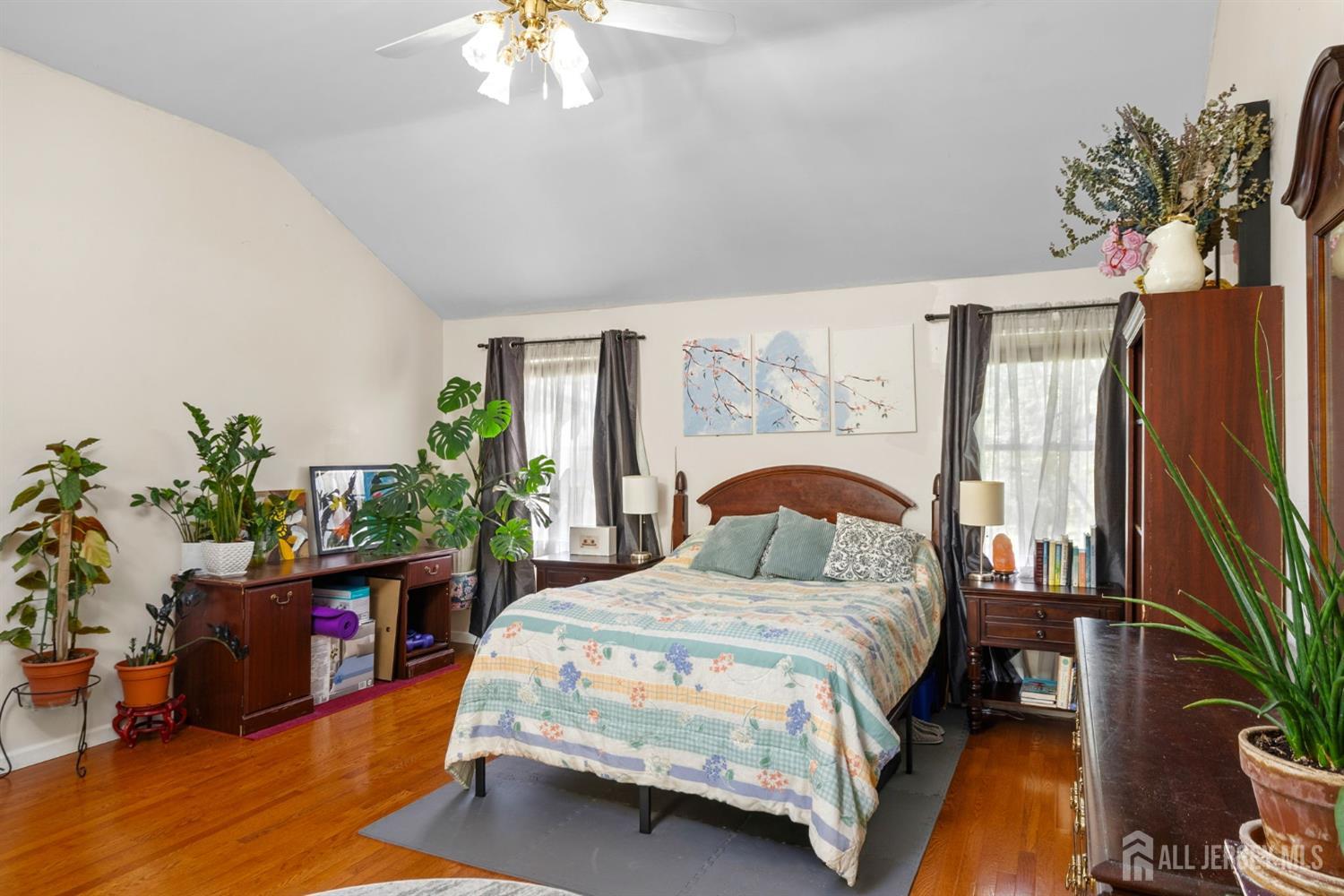 19 Stephenville Parkway Edison NJ 08820