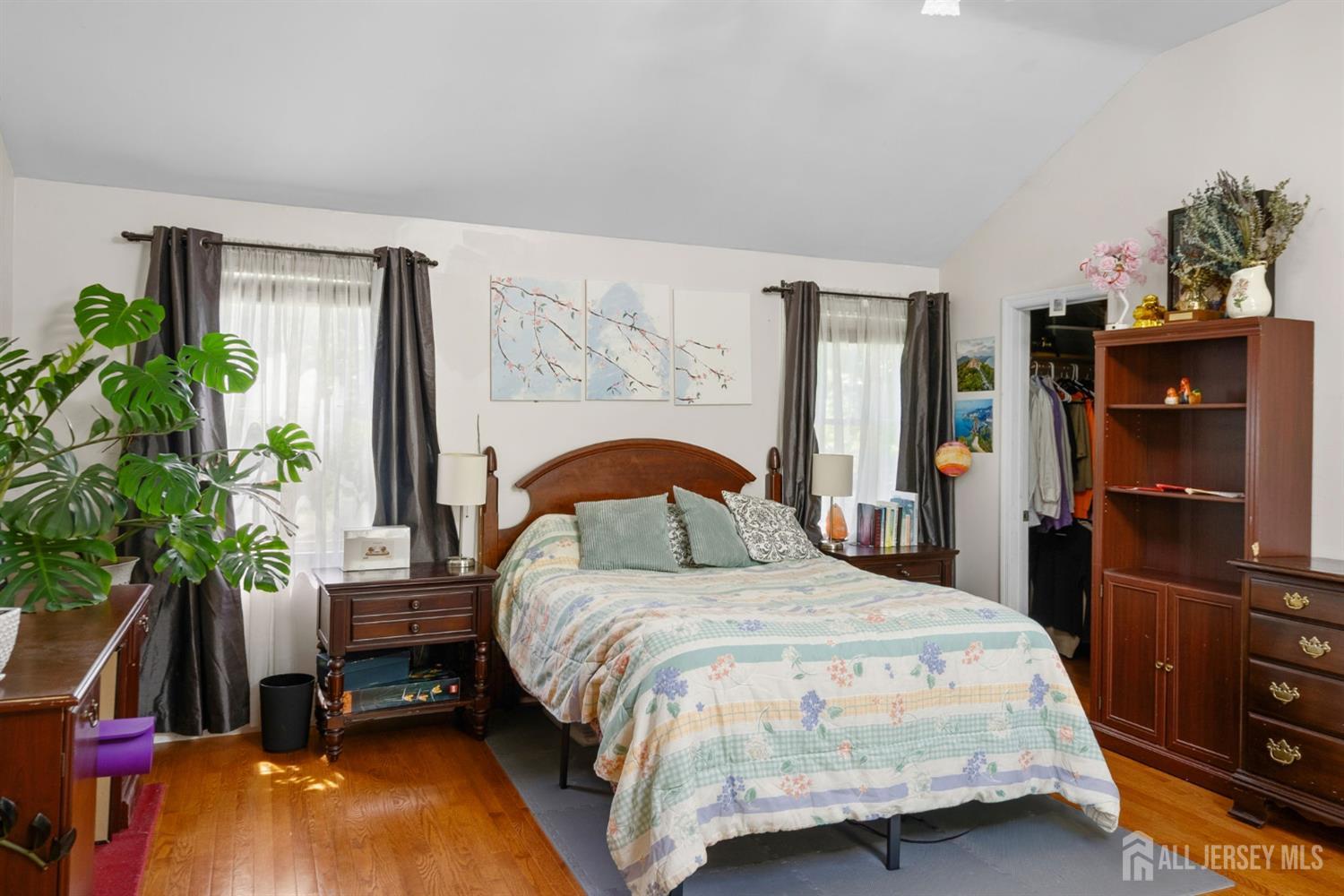 19 Stephenville Parkway Edison NJ 08820