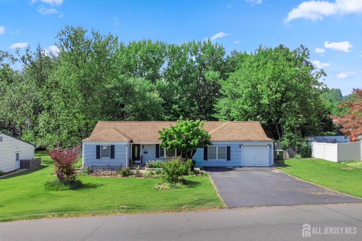 19 Stephenville Parkway Edison NJ 08820