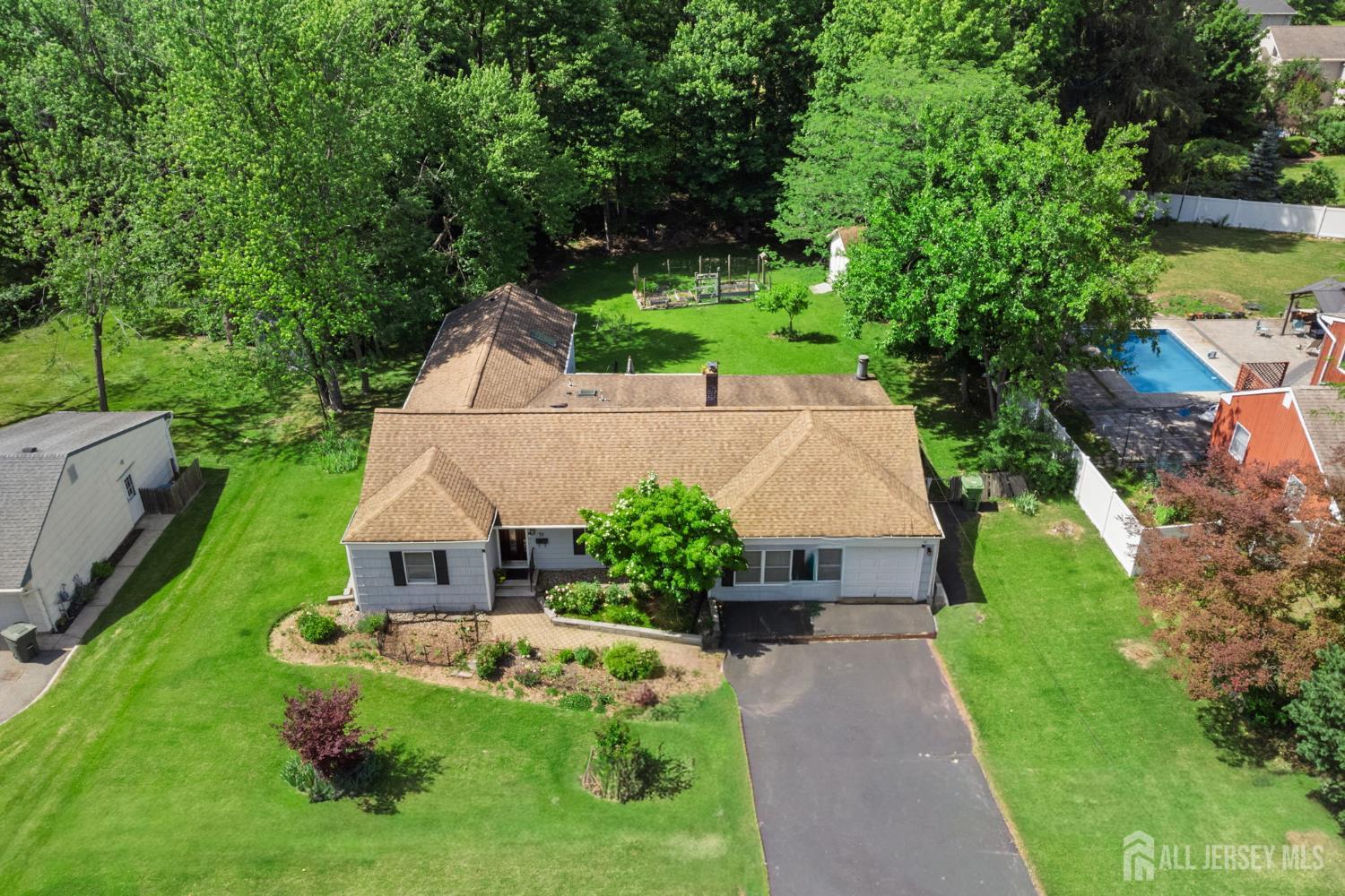 19 Stephenville Parkway Edison NJ 08820