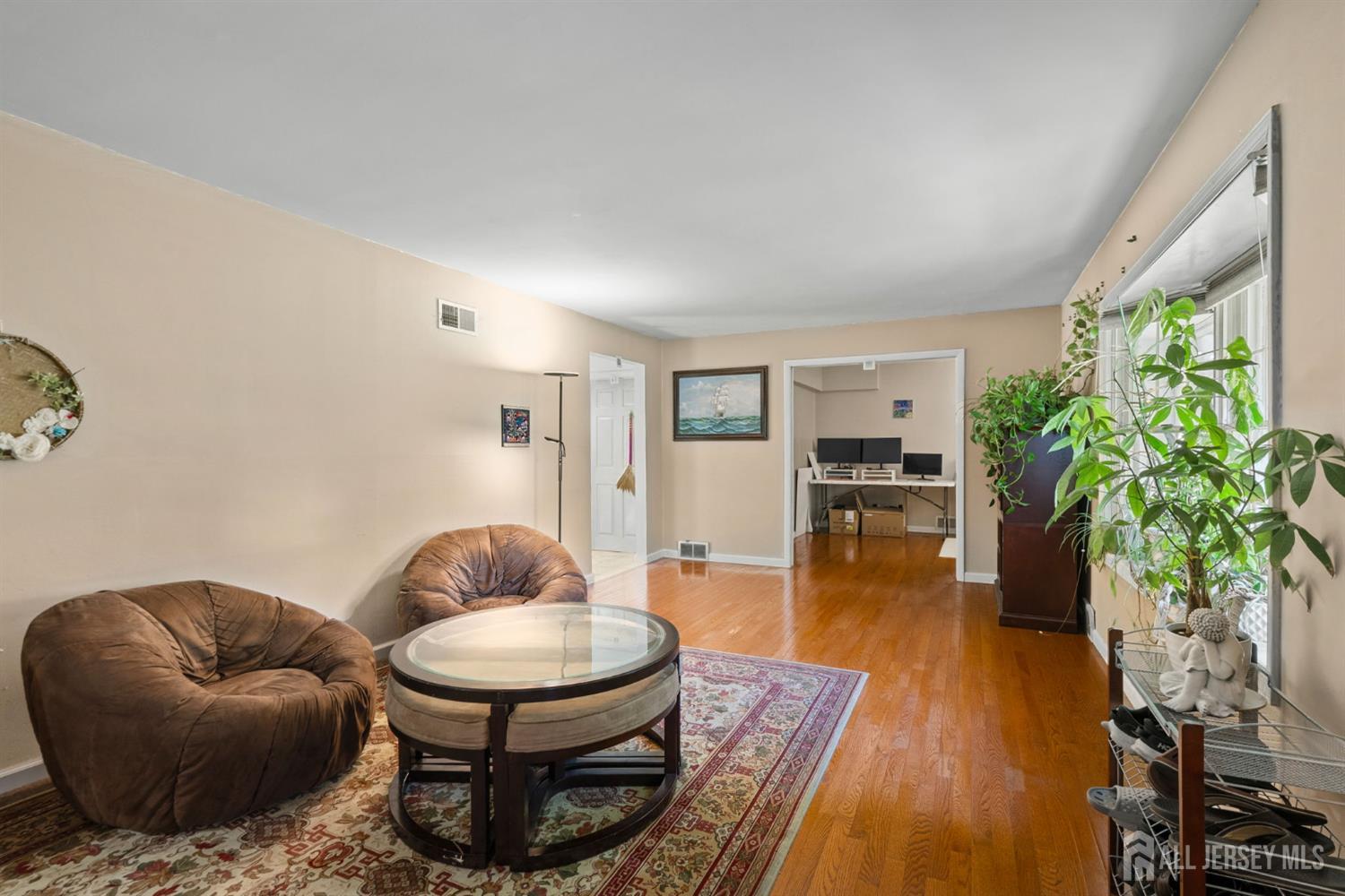 19 Stephenville Parkway Edison NJ 08820