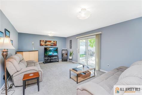 9 Braddock Street East Brunswick NJ 08816