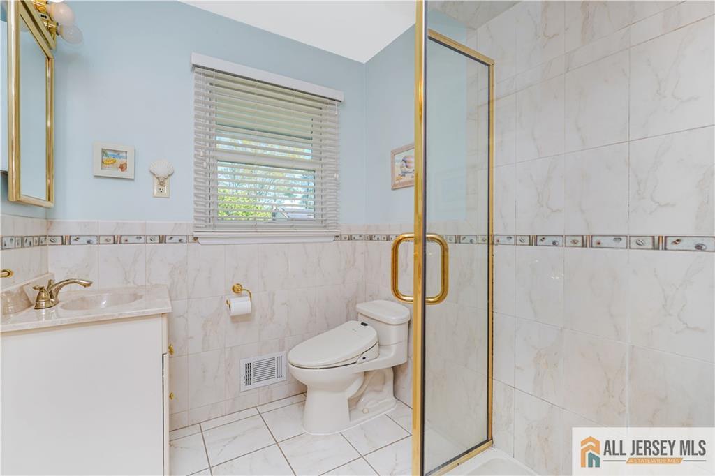 9 Braddock Street East Brunswick NJ 08816