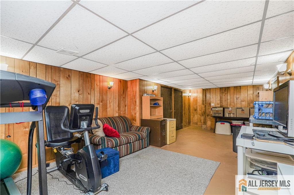 9 Braddock Street East Brunswick NJ 08816