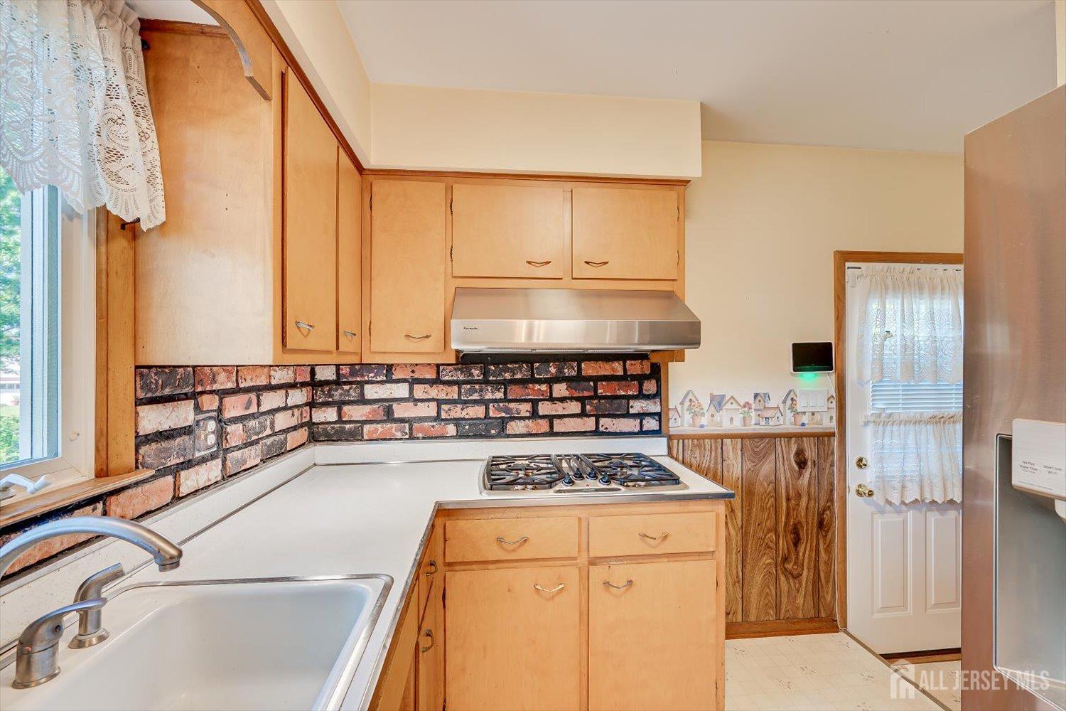 29 Hopkinson Avenue Piscataway NJ 08854