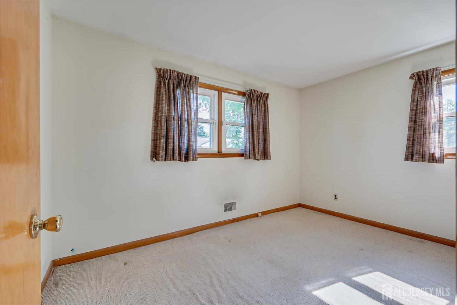 29 Hopkinson Avenue Piscataway NJ 08854