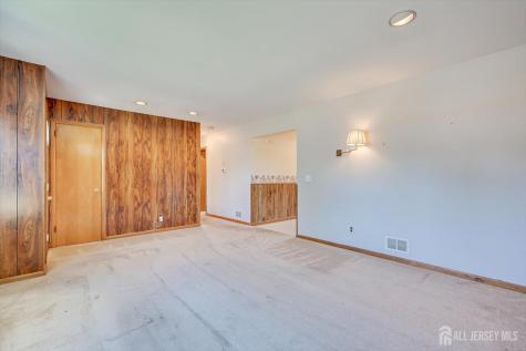 29 Hopkinson Avenue Piscataway NJ 08854