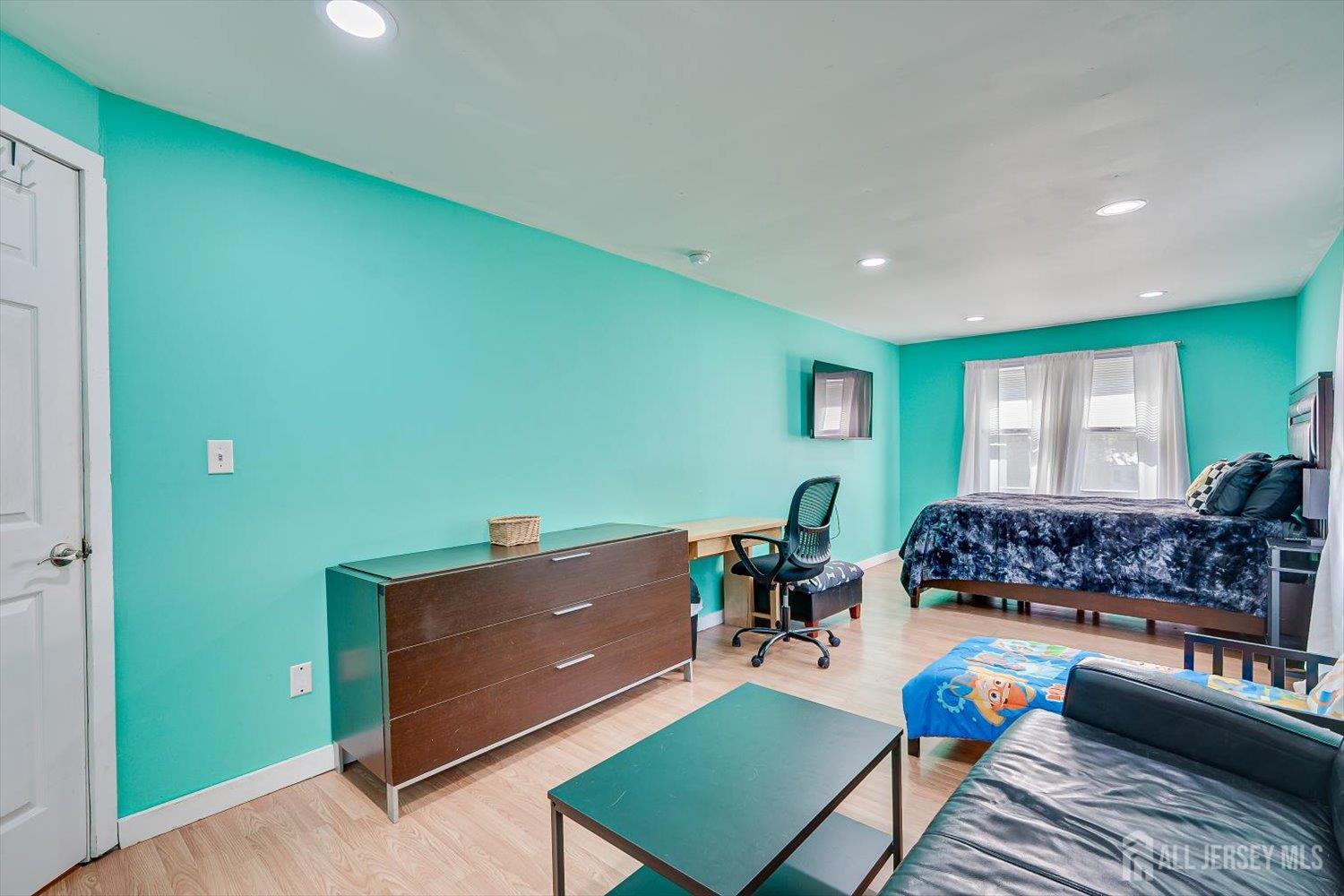 1614 Windrew Avenue South Plainfield NJ 07080