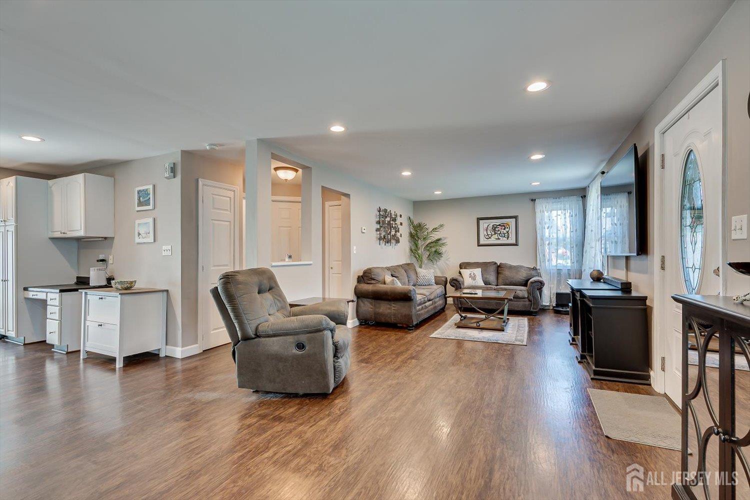 1614 Windrew Avenue South Plainfield NJ 07080