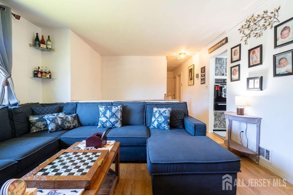5 Stanley Road East Brunswick NJ 08816