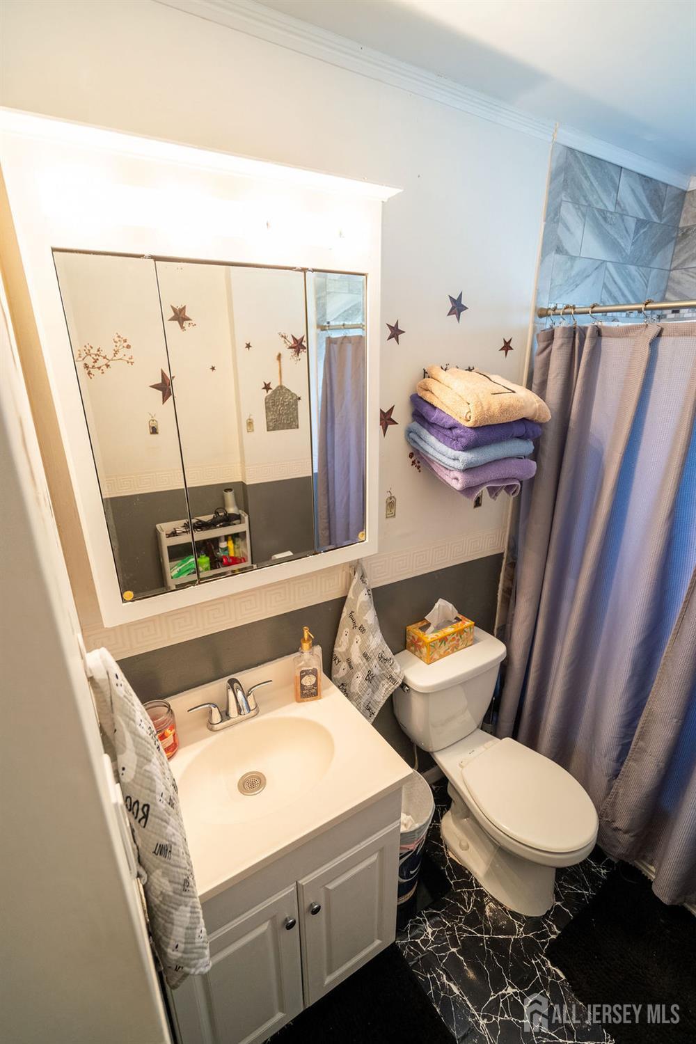 5 Stanley Road East Brunswick NJ 08816