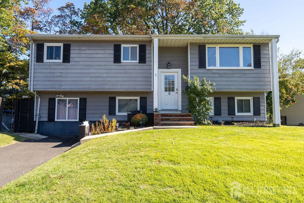 5 Stanley Road East Brunswick NJ 08816
