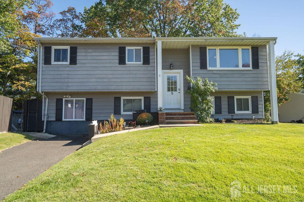 5 Stanley Road East Brunswick NJ 08816