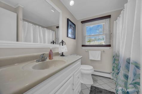 71 Pine Street Spotswood NJ 08884