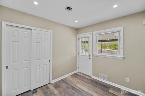 49 Louis Avenue Middlesex NJ 08846