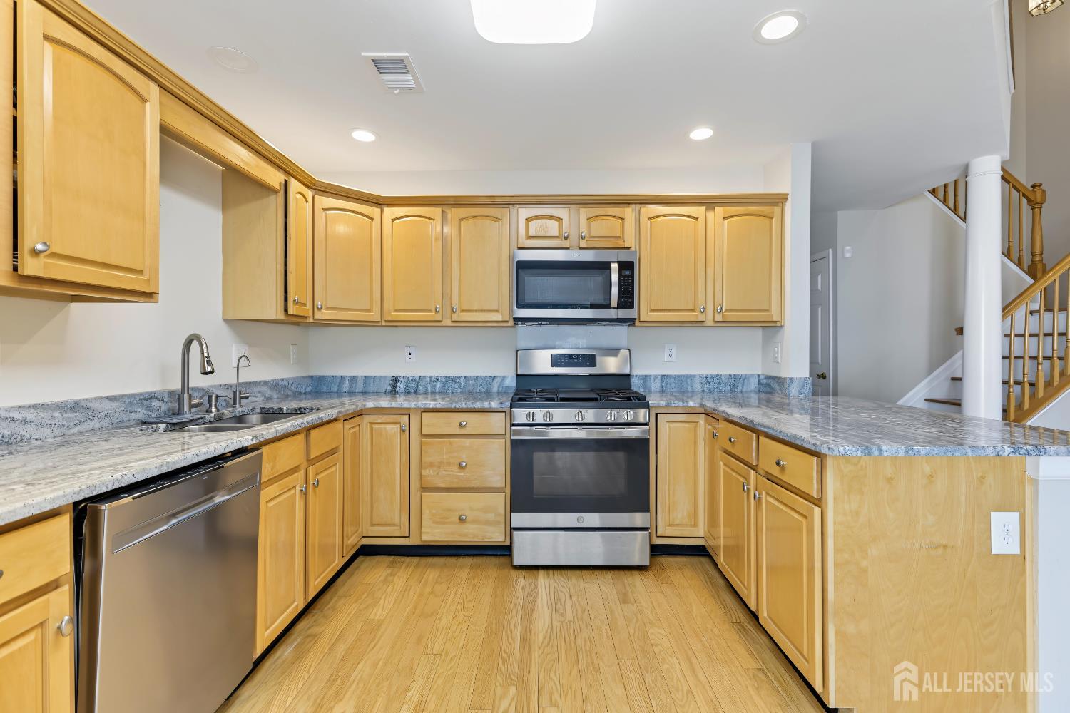 103 Creststone Circle South Brunswick NJ 08540