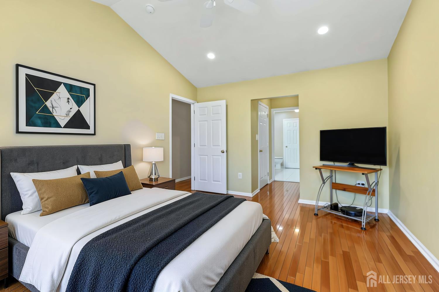103 Creststone Circle South Brunswick NJ 08540