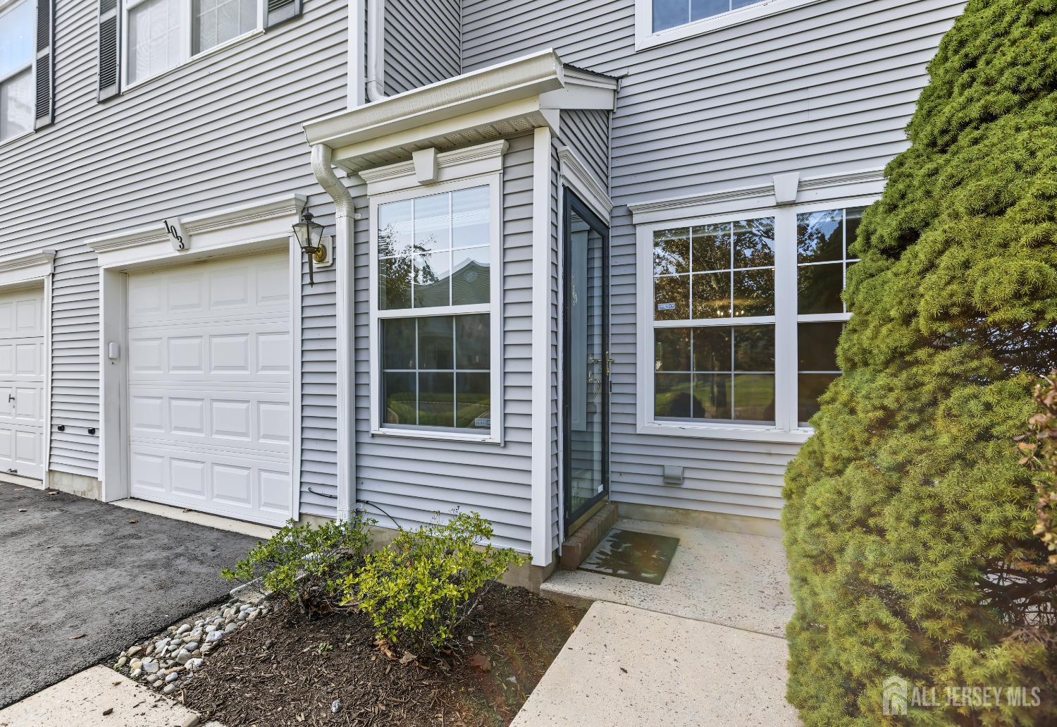 103 Creststone Circle South Brunswick NJ 08540