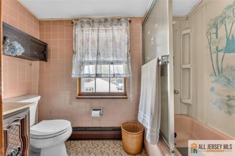 222 Remsen Avenue Avenel NJ 07001