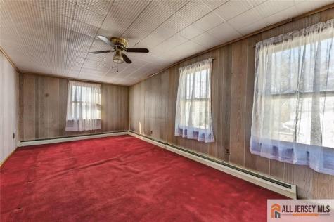222 Remsen Avenue Avenel NJ 07001