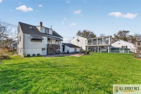 222 Remsen Avenue Avenel NJ 07001