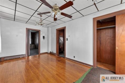 222 Remsen Avenue Avenel NJ 07001