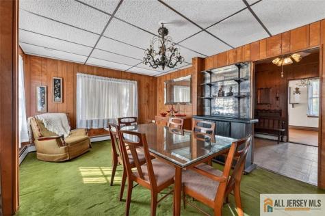 222 Remsen Avenue Avenel NJ 07001