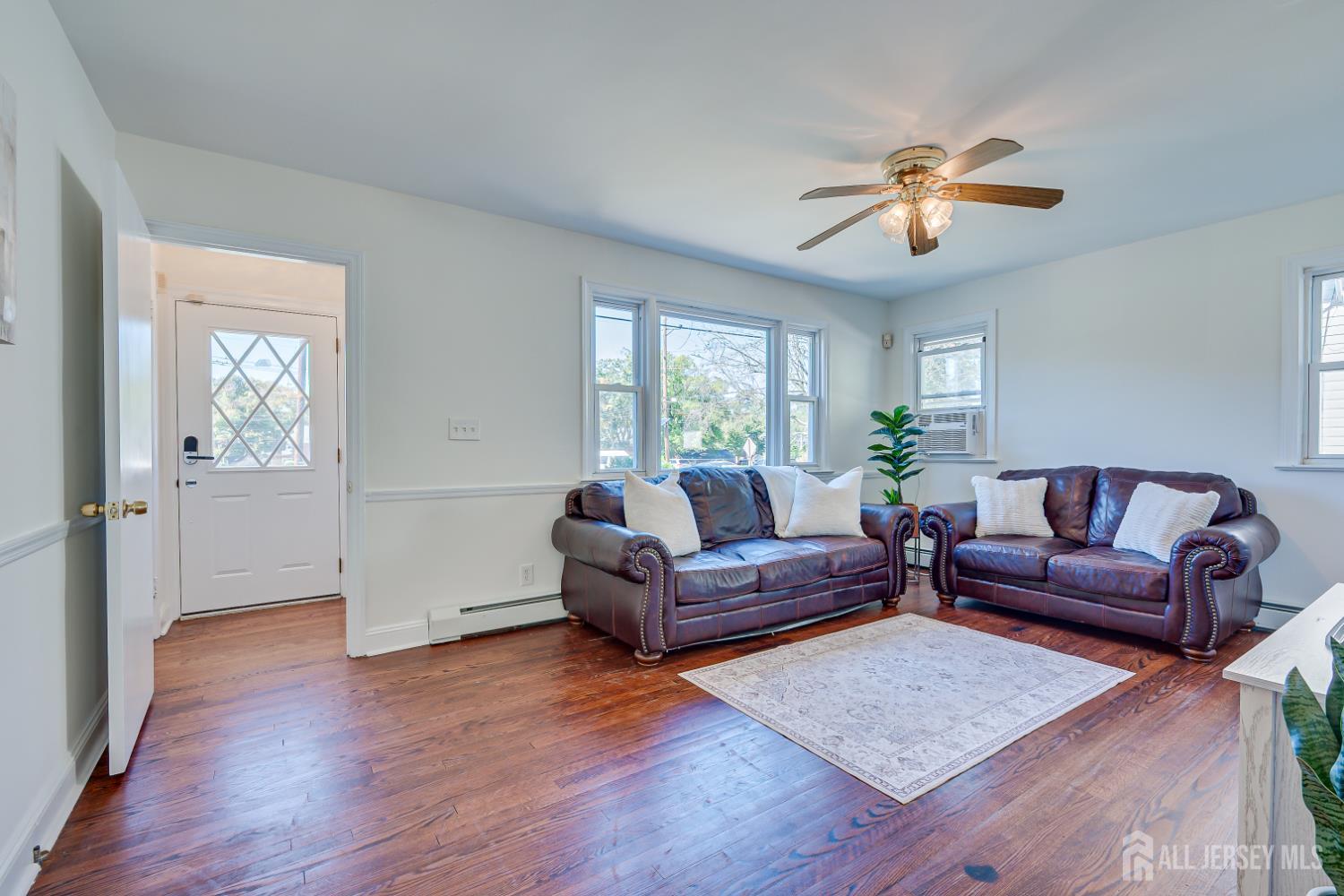 46 Elmwood Avenue Edison NJ 08837