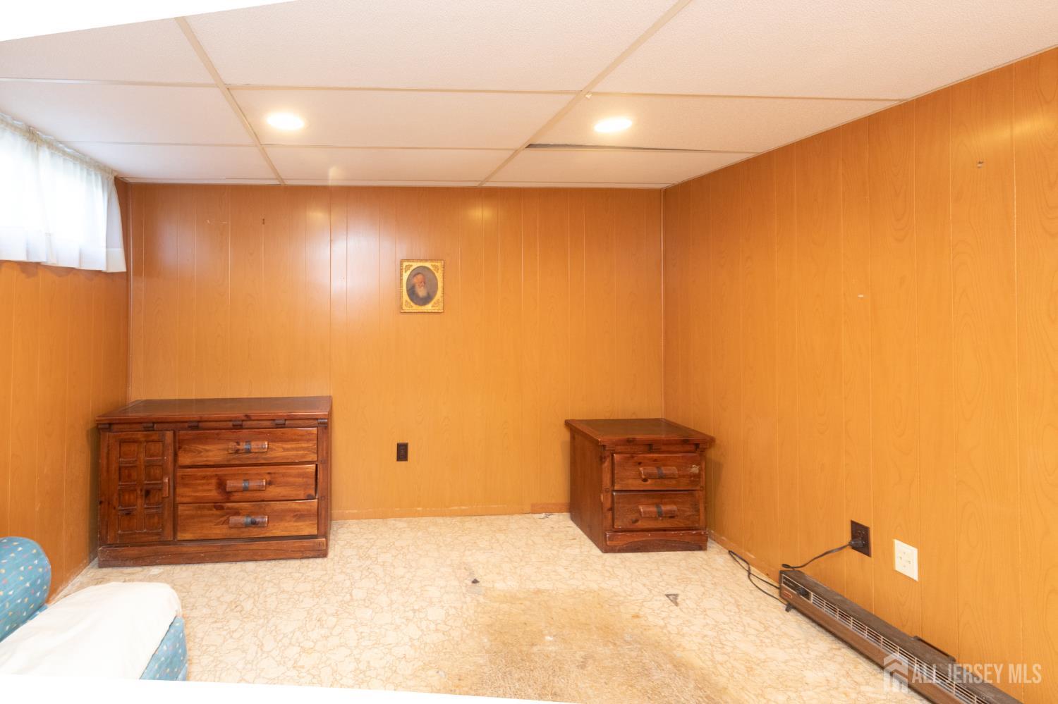 412 Montgomery Street Highland Park NJ 08904