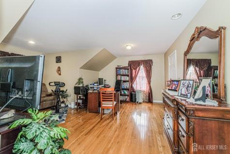 111 Delmonico Avenue Franklin Twsp NJ 08873
