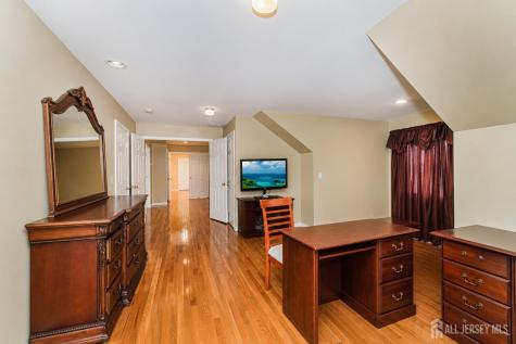 111 Delmonico Avenue Franklin Twsp NJ 08873